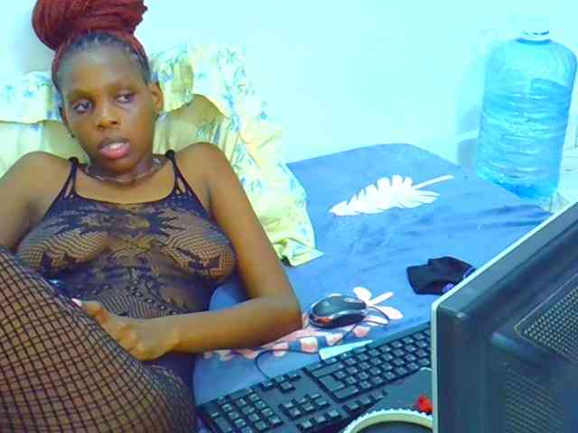 Sweetebony123 webcam