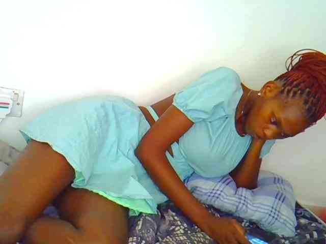 Sweetebony123 webcam