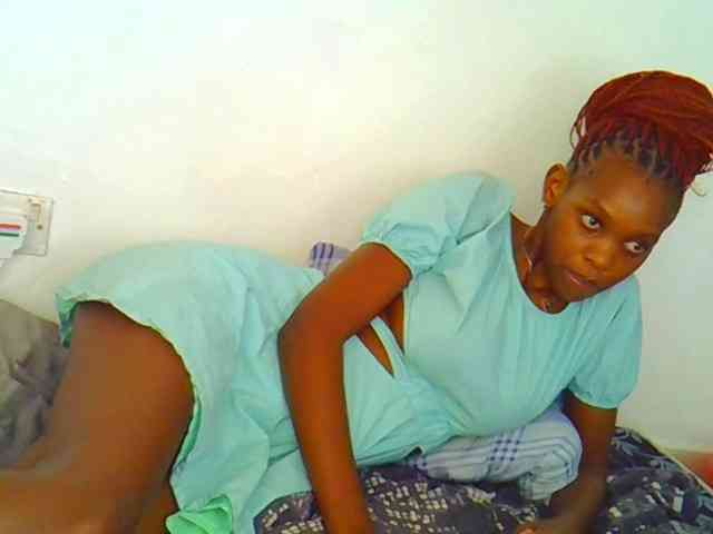 Sweetebony123 webcam