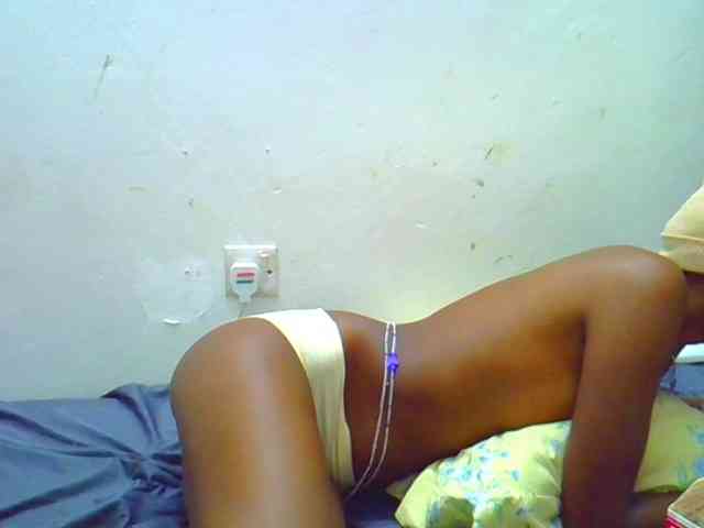 Sweetebony123 webcam
