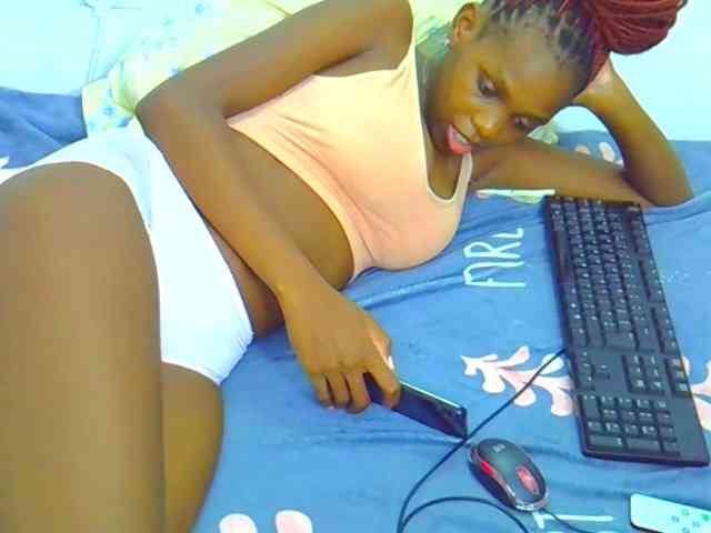 Sweetebony123 webcam