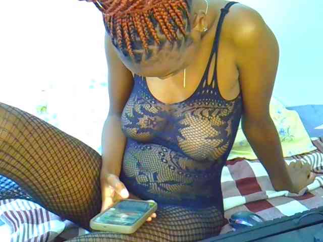 Sweetebony123 webcam