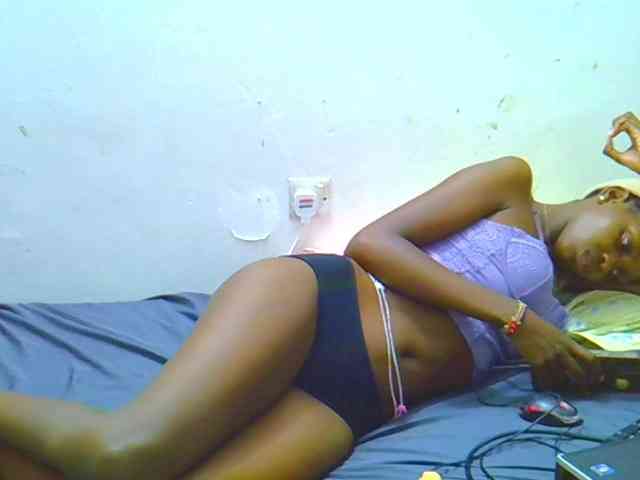Sweetebony123 webcam