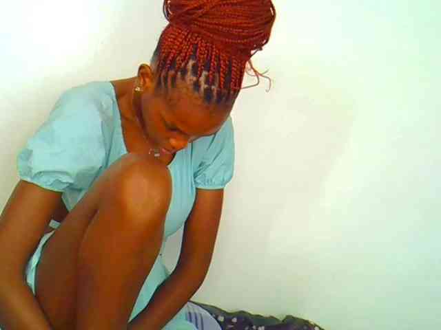 Sweetebony123 webcam
