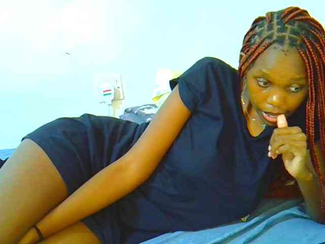 Sweetebony123 webcam