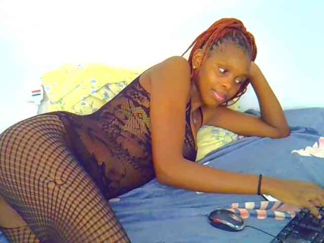 Sweetebony123 webcam
