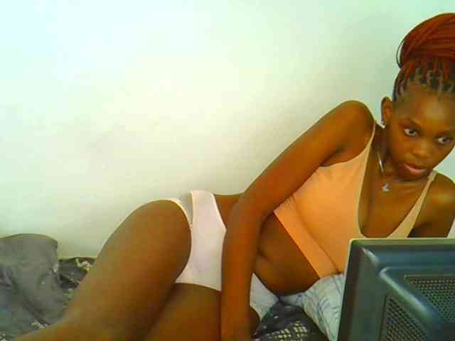 Sweetebony123 webcam