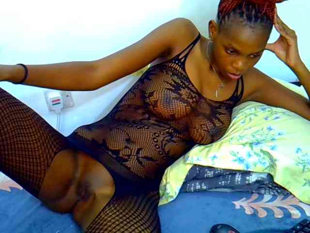 Sweetebony123 webcam