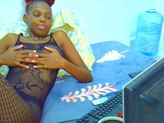 Sweetebony123 webcam