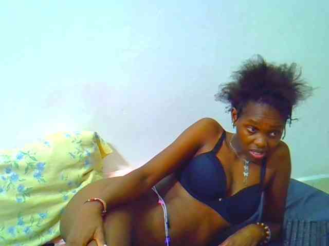 Sweetebony123 webcam