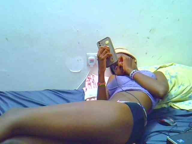 Sweetebony123 webcam