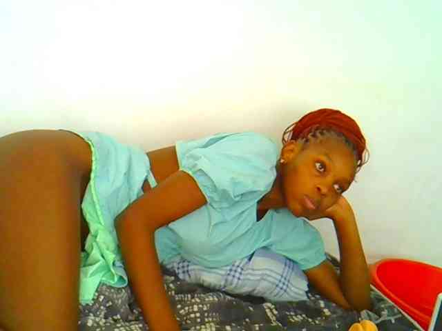 Sweetebony123 webcam