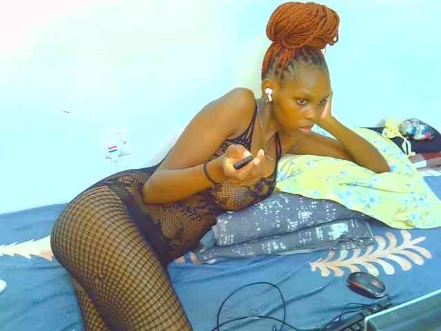 Sweetebony123 webcam