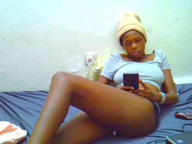 Sweetebony123 webcam