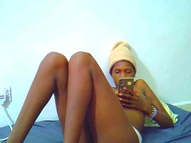 Sweetebony123 webcam