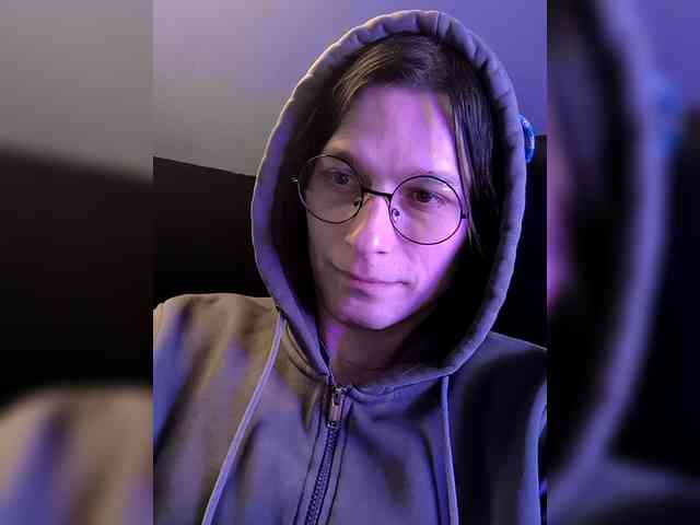 LoveTV1 Live Webcam on BongaCams