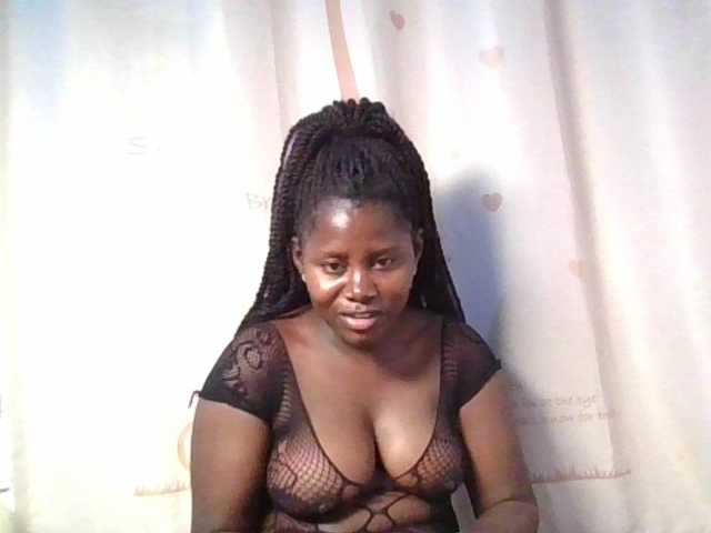 Loviepaula's BongaCams show and profile