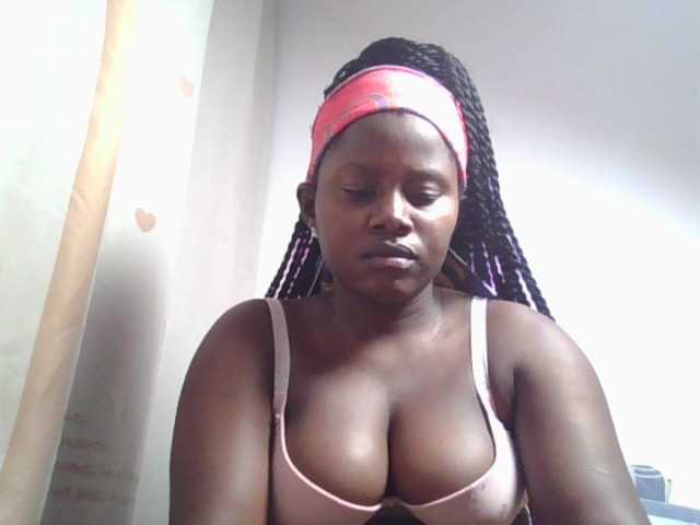  Loviepaula chat room