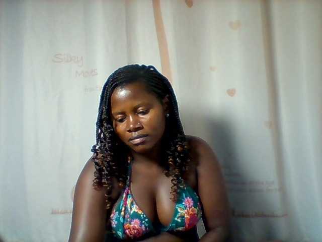 Loviepaula's BongaCams show and profile