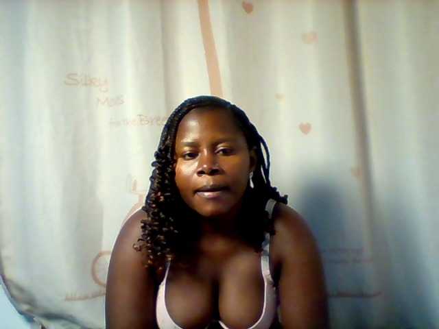 Loviepaula's BongaCams show and profile