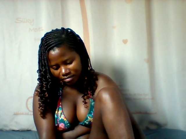 Loviepaula's BongaCams show and profile