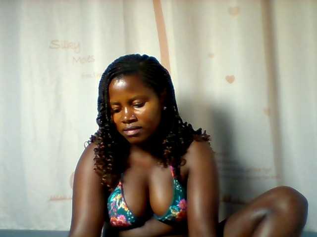 Loviepaula's BongaCams show and profile