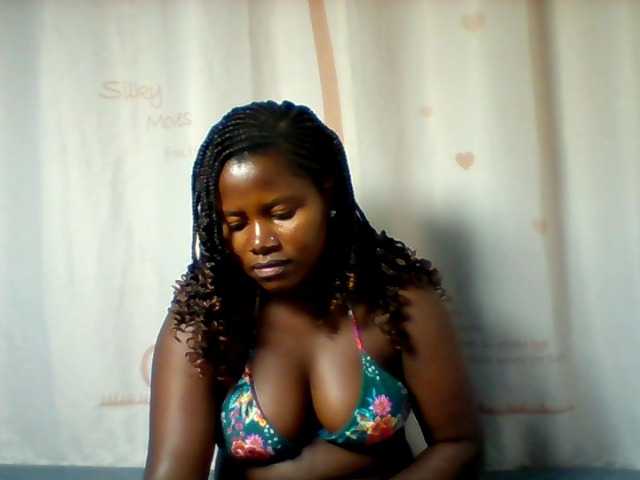 Loviepaula's BongaCams show and profile