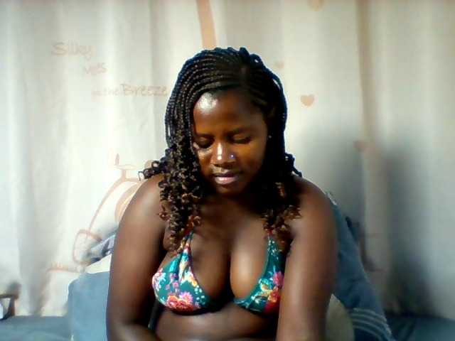 Loviepaula's BongaCams show and profile