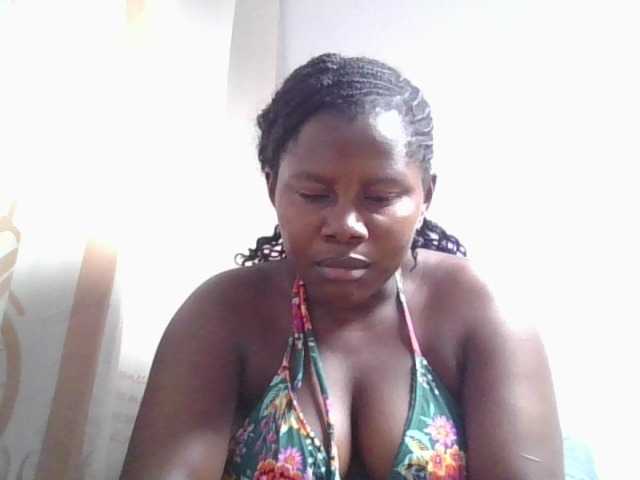 Loviepaula's BongaCams show and profile