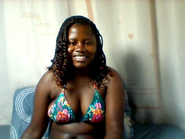 Loviepaula's BongaCams show and profile