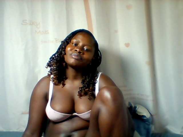Loviepaula's BongaCams show and profile