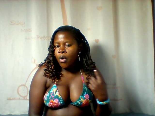 Loviepaula's BongaCams show and profile