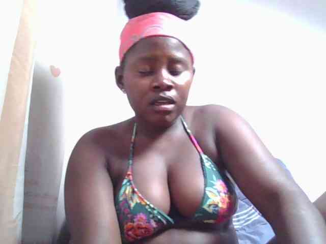 Loviepaula webcam