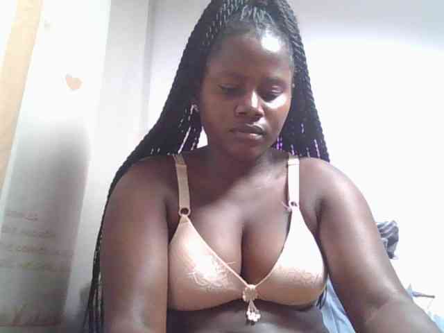 Loviepaula webcam