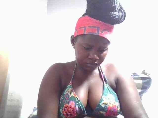 Loviepaula webcam