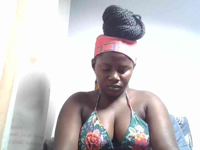 Loviepaula webcam