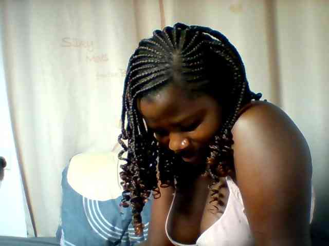 Loviepaula Live Webcam on BongaCams