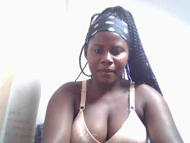 Loviepaula webcam