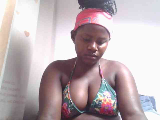 Loviepaula webcam