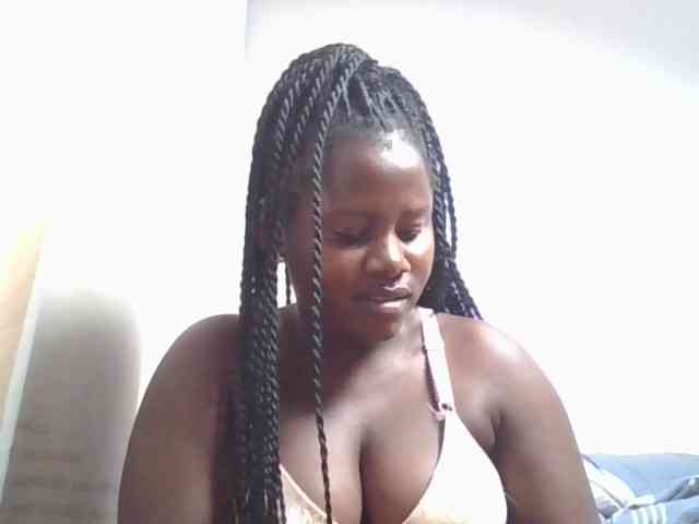 Loviepaula webcam