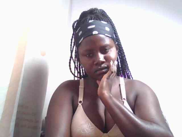 Loviepaula webcam