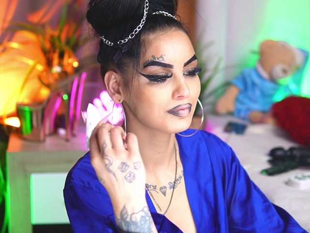 KarsynJayde's BongaCams show and profile