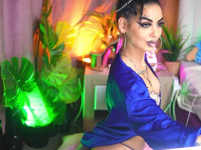 KarsynJayde's BongaCams show and profile