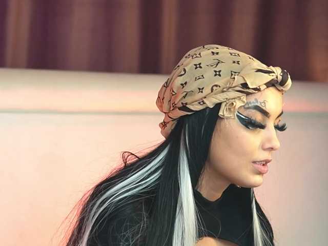 KarsynJayde's BongaCams show and profile