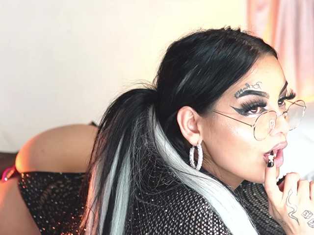 KarsynJayde's BongaCams show and profile