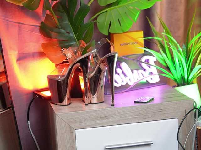 KarsynJayde's BongaCams show and profile