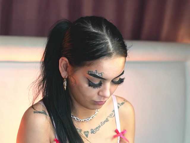 KarsynJayde's BongaCams show and profile