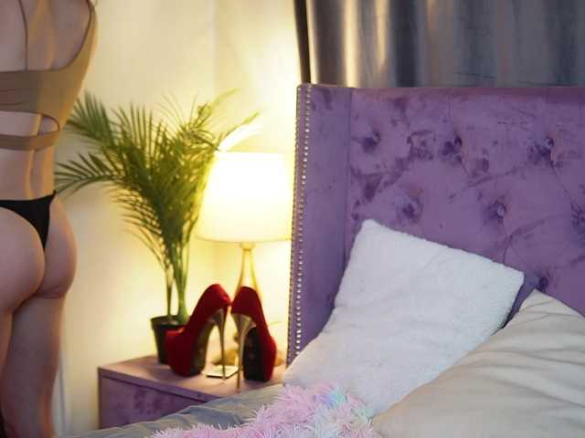 SaraiAngel's BongaCams show and profile