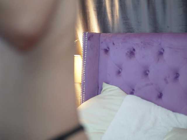 SaraiAngel's BongaCams show and profile