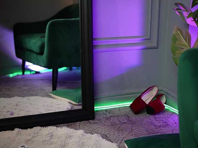 SaraiAngel's BongaCams show and profile